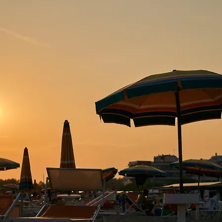 Flat And Poolside Bliss - Beahost Bibione